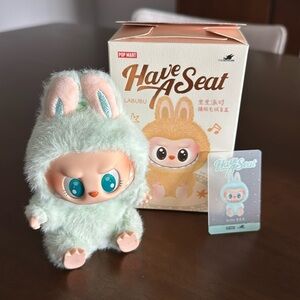 LABUBU Have A Seat QUQU